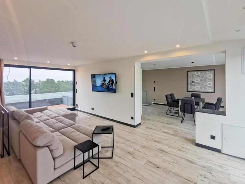 Avida Lofts Apartment